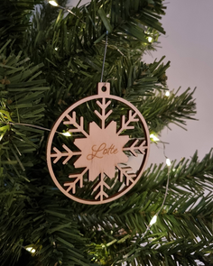 Kerstbal met naam - sneeuwvlok